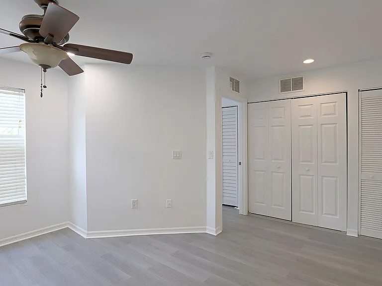 3629 Pine Oak Cir #102 — Photo 9
