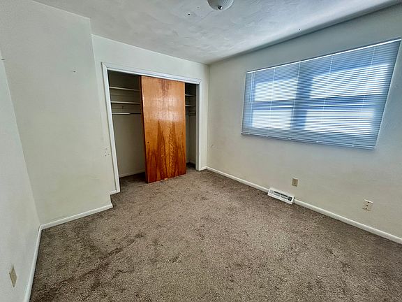 5th image of 435 W 10th St #6