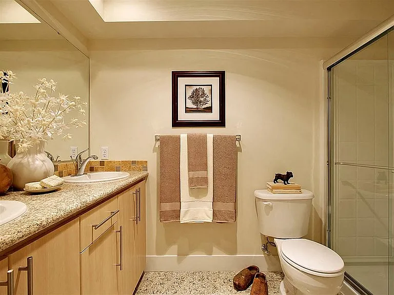 Northshore Townhomes — Photo 6