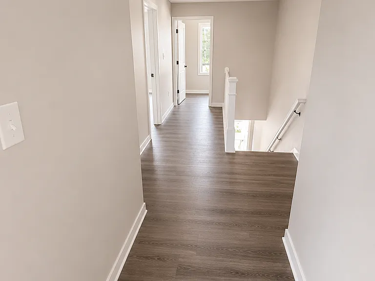 25 Dow St — Photo 11