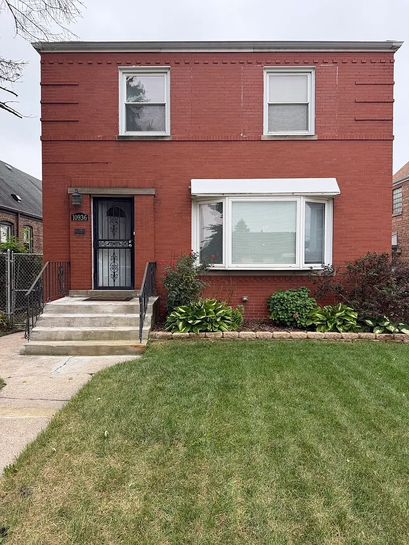 3 bed, 1.5 bath, 1400 sqft, $2,250 — Photo 1