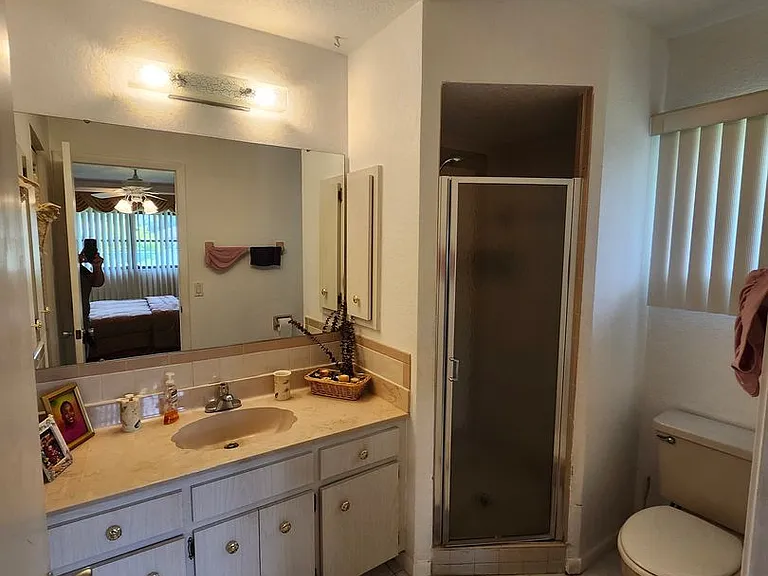 3280 Glencove St — Photo 9