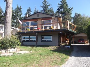 37826 Vista Key Dr NE, Hansville, WA 98340