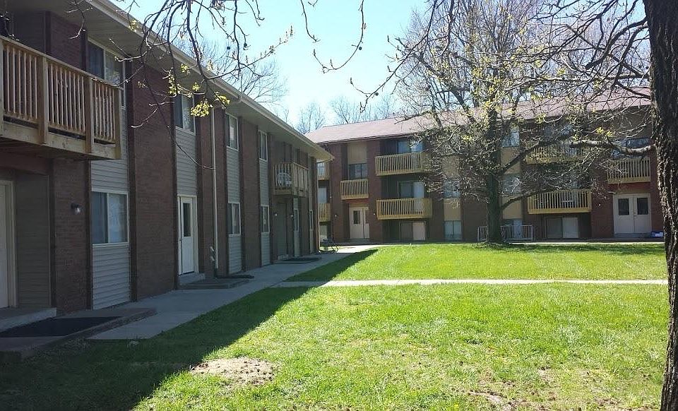 1st image of 1419 Esic Dr APT 2