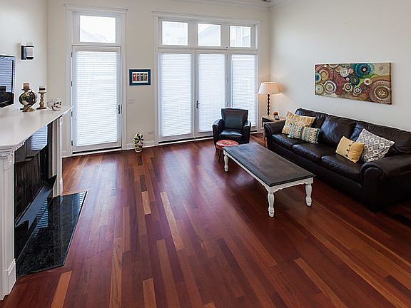 2nd image of 1245 N Greenview Ave #2