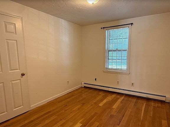 4th image of 18 Eliot St #B