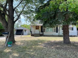 3515 Joslyn Rd, Auburn Hills, MI 48326