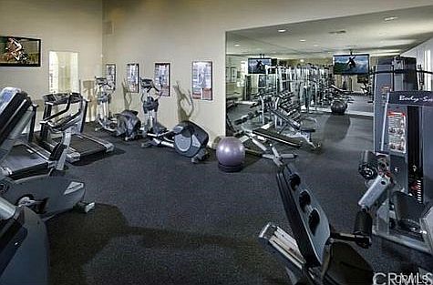 5th image of 867 E Mountain Way Unit D
