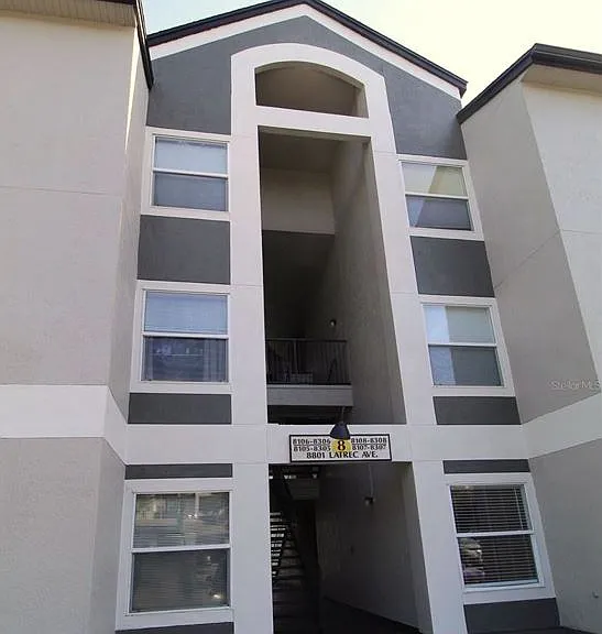 8801 Latrec Ave #105 — Photo 2