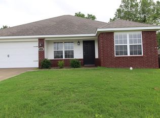 6280 Clay Ave, Springdale, AR 72762