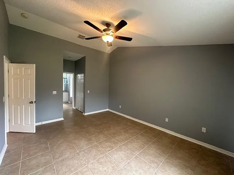 20 Palm Ln — Photo 18