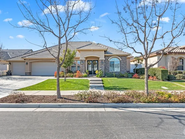 2811 Barrowby St, Bakersfield, CA 93311