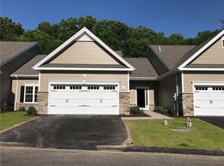 52 Brighton Park Way #52, Bloomfield, CT 06002