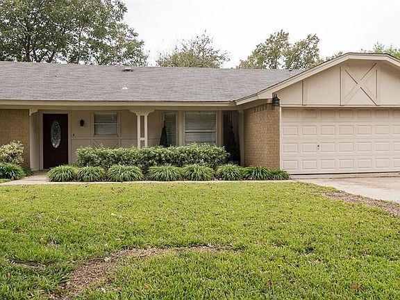3rd image of 1016 Westminster Ln