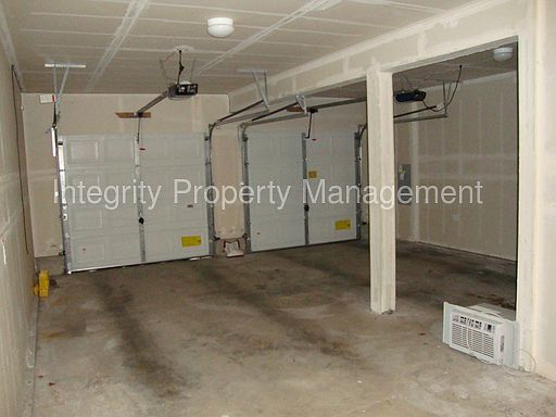 5th image of 9433 187th Street Ct E