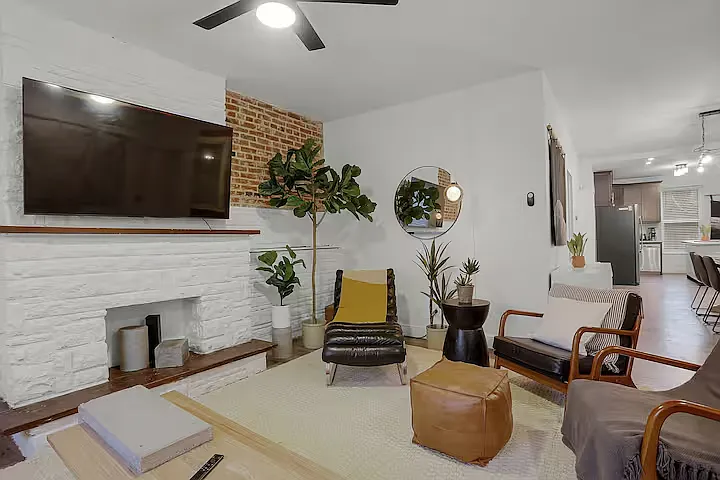 4226 Russell Blvd #F1 — Photo 13