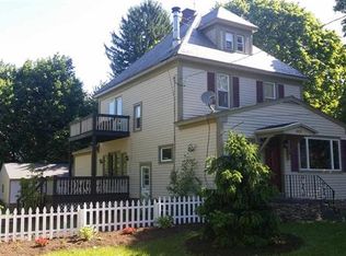 2421 Rosendale Rd, Niskayuna, NY 12309
