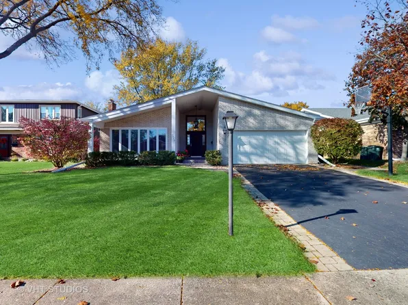 9408 Natchez Ave, Morton Grove, IL 60053