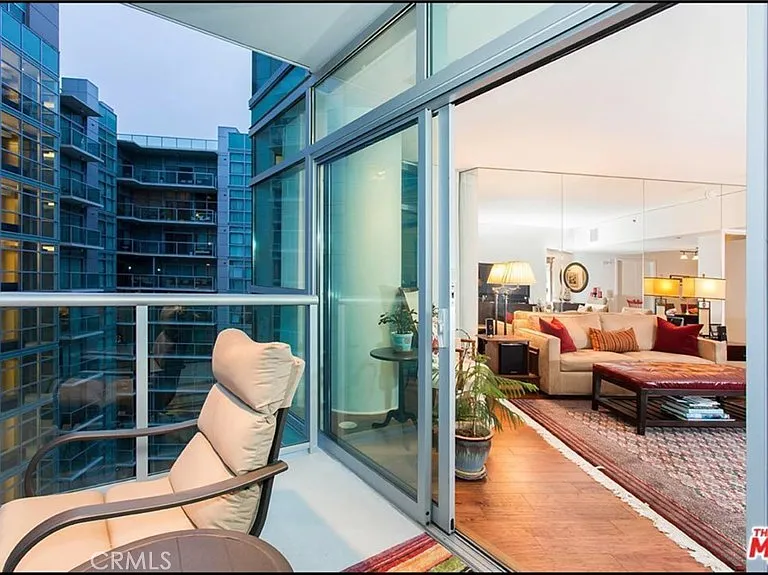 13650 Marina Pointe Dr #1605 — Photo 10