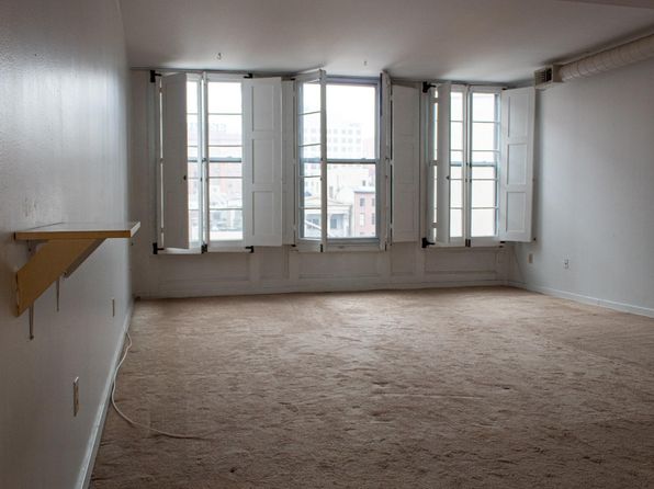 19 S Bank St APT 301