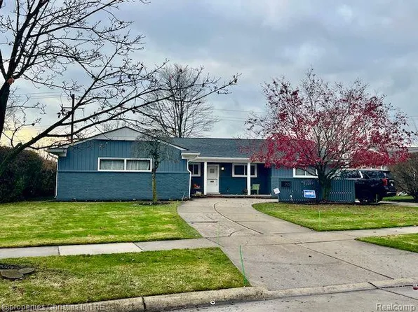 200 S Cranbrook Cross Rd, Bloomfield Hills, MI 48301