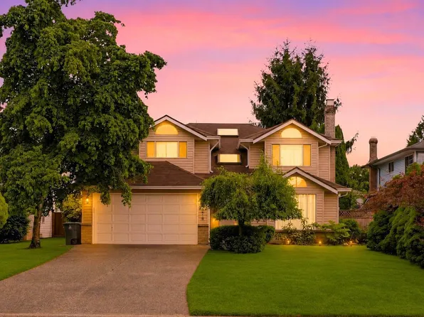 15578 112a Ave, Surrey, BC V3R 0K5