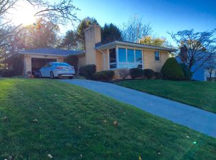 103 Harrison Dr, New Cumberland, PA 17070