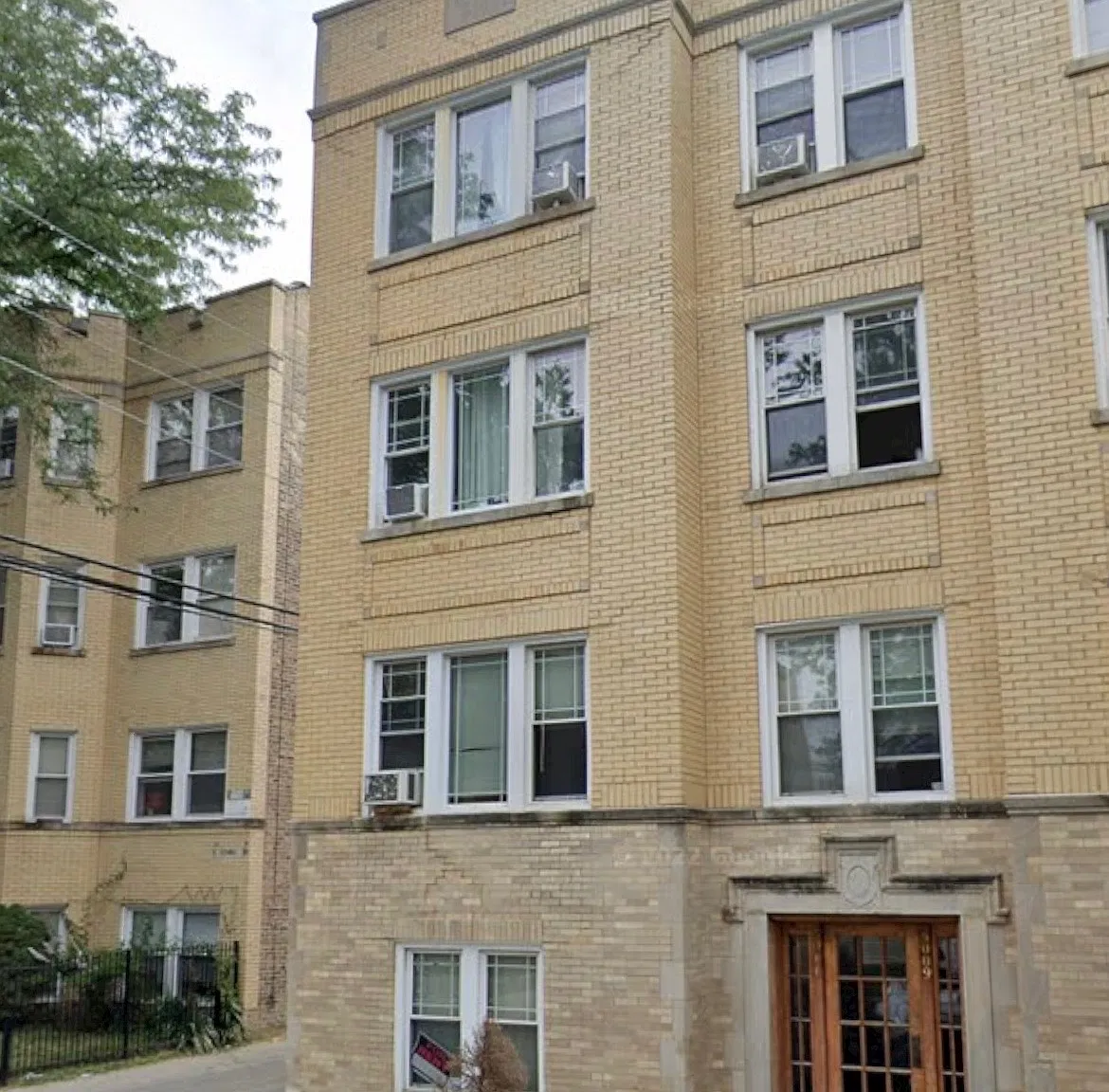 2 bed, 800 sqft, $750 — Photo 1
