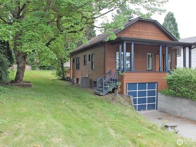 409 NE 95th  Street, Seattle, WA, 98115