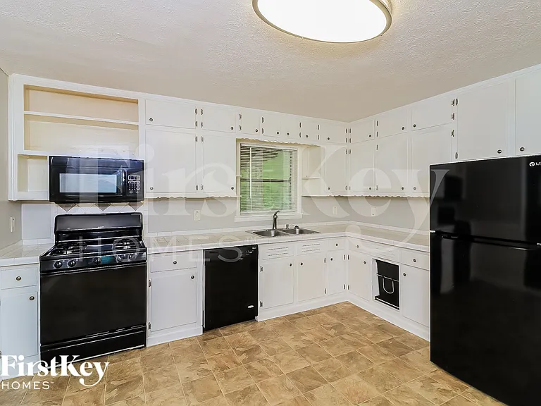 944 Villa Rica Rd SW — Photo 9