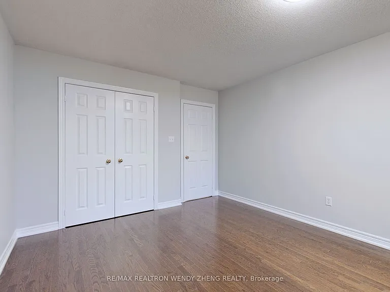 300 Sunny Meadow Blvd #UPPER — Photo 29
