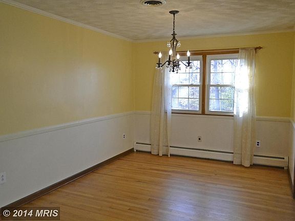 Separate dining room