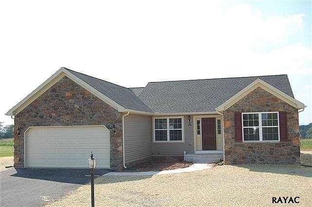 2nd image of 241 Hemlock Dr