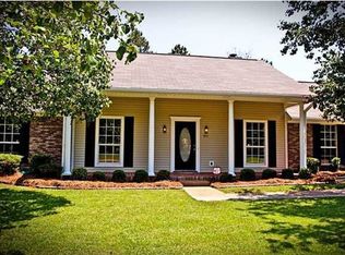 394 Siwell Meadows Dr, Byram, MS 39272