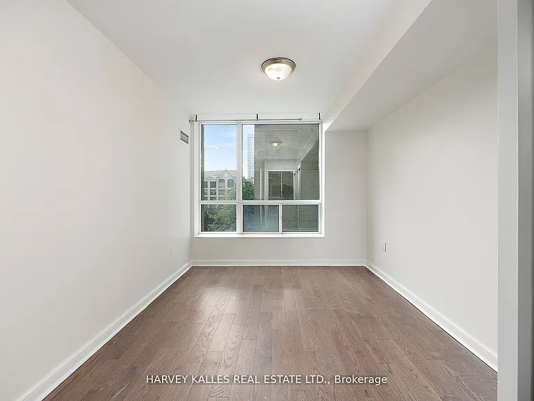 109 Front St E #512 — Photo 15