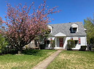 214 N Hawthorne Dr, South Bend, IN 46617