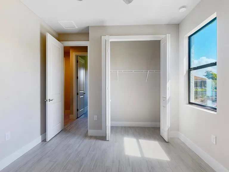 802 Zona Ave N — Photo 11