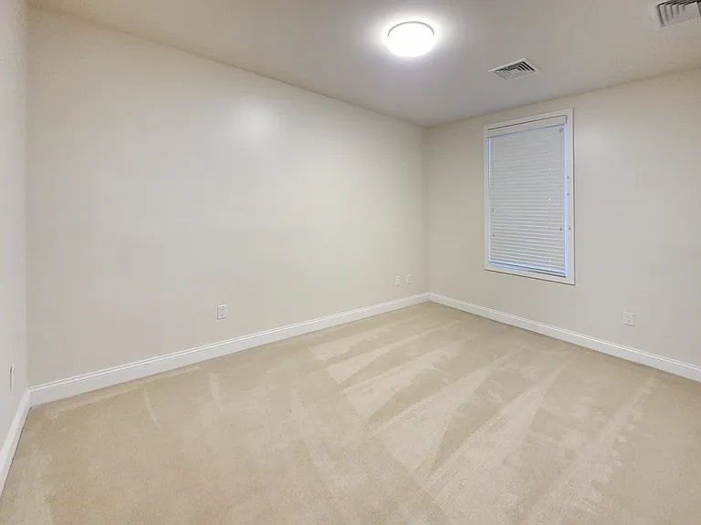 Woodmont Commons Apartments — Photo 18