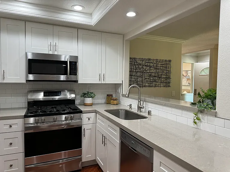 1 Brisa Del Lago — Photo 5