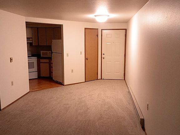 5th image of 1616 Queen Anne Ave N APT 305