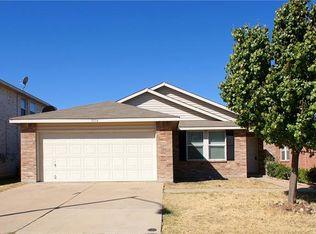 9116 Quarter Horse Ln, Fort Worth, TX 76123