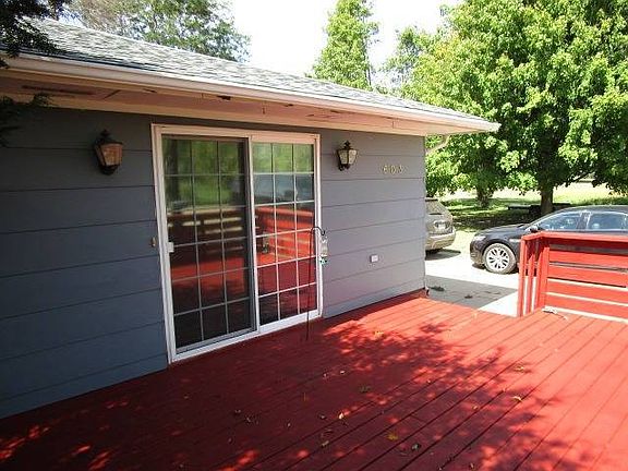 4th image of 603 Klein St