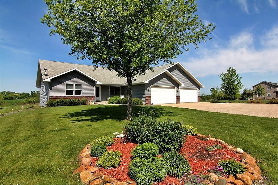 1st image of 24150 W Cedar Lake Dr