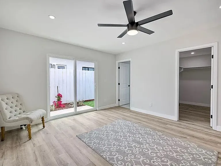 575 Florida St — Photo 15
