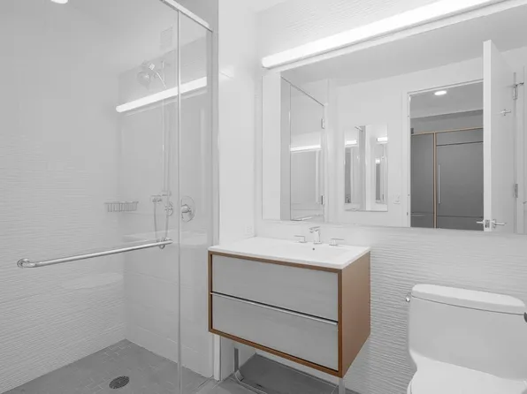 10 City Point image 6 of 26