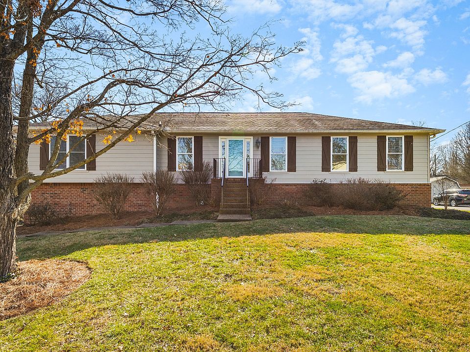 1st image of 3644 Wood Bridge Dr