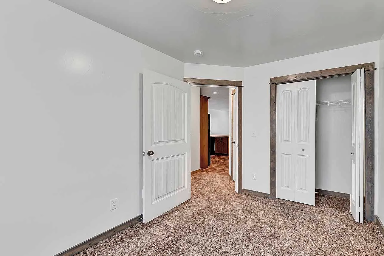 3200 Lark - Unit... — Photo 4