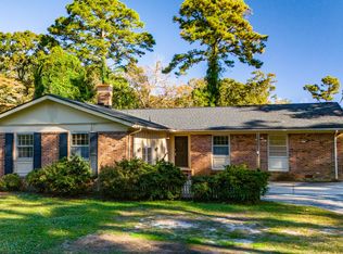 3105 Country Club Rd, Morehead City, NC 28557