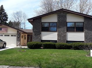 724 N Maple St, Itasca, IL 60143