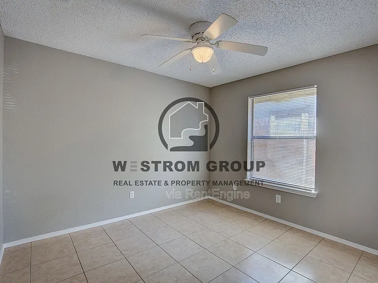 420 Revolution Ln — Photo 26